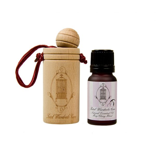 natural anti moth essential oil and-wooden diffuser